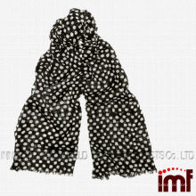 Foulard à pois noir et blanc